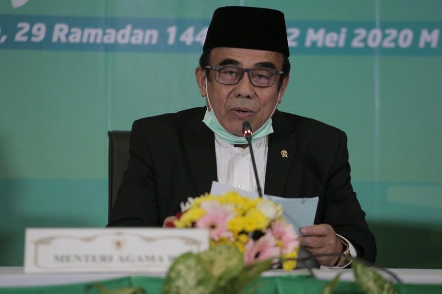 <p>Menteri Agama Fachrul Razi mengumumkan secara langsung hasil sidang isbat penetapan 1 Syawal 1441 Hijriyah. / Kemenag.go.id</p>
