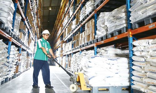 <p>Pasokan bahan bakuPT Enseval Putera Megatrading Tbk. / Dok. Enseval</p>
