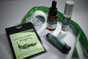 <p>Produk antivirus berbahan eucalyptus yang diluncurkan Kementan/Foto: Kementan</p>
