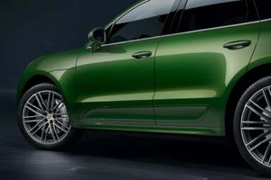 <p>Porsche Macan Turbo/ porsche.com </p>
