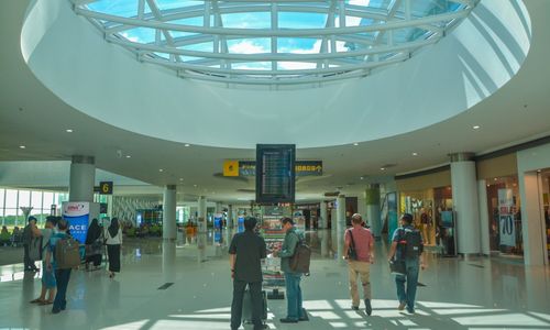 Suasana Bandara Sepinggan sebelum pandemi