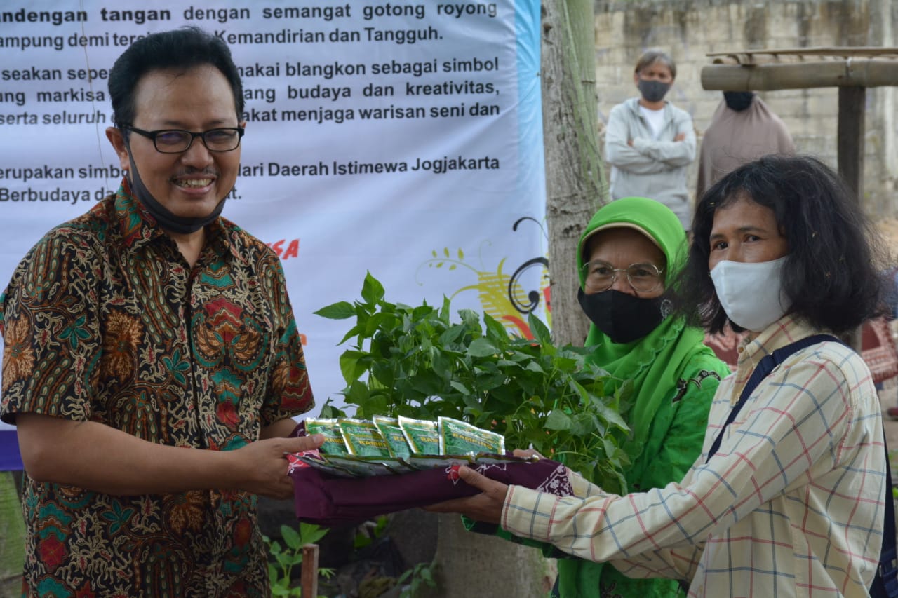 Wakil Walikota Yogyakarta Heroe Poerwadi di Kampung Markisa