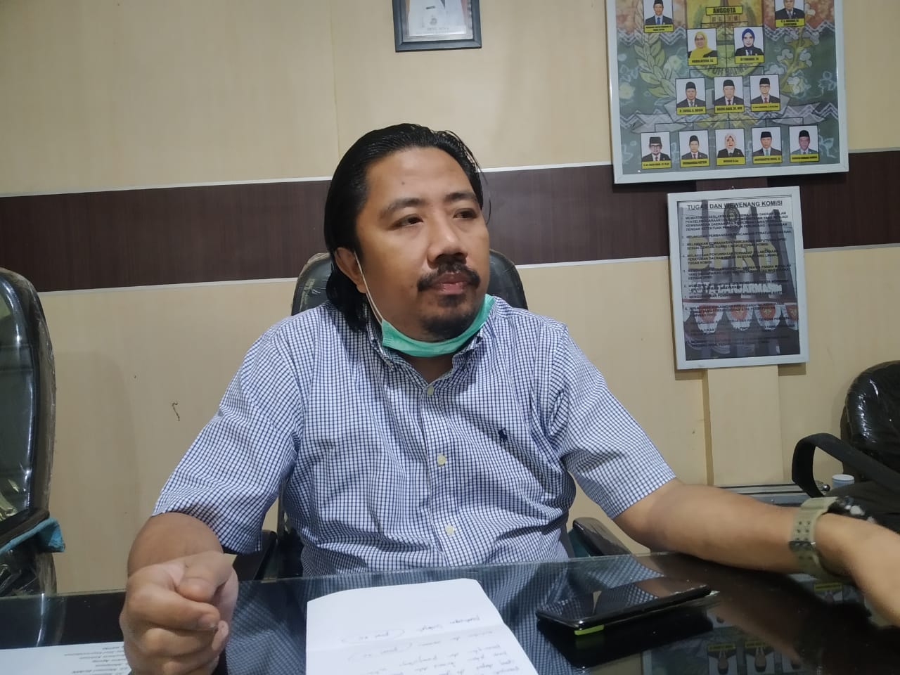 Anggota DPRD Kota Banjarmasin HM Faisal Haryadi saat memberikan keterangan pers ke awak media