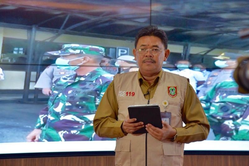 Kadinkes Kalsel HM Muslim menyampaikan rilis terbaru Covid-19