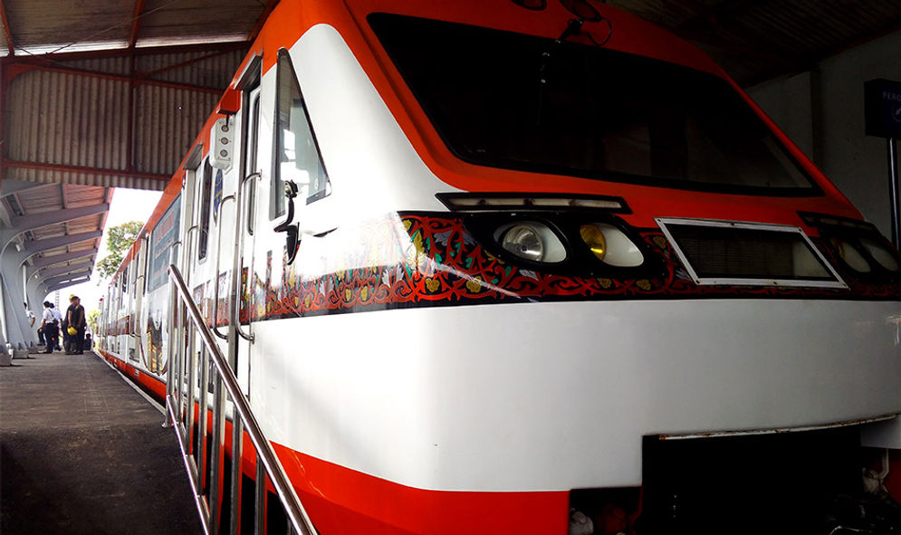 KA Lembah Anai saat berada di Stasiun Padang. Foto: M Hendra