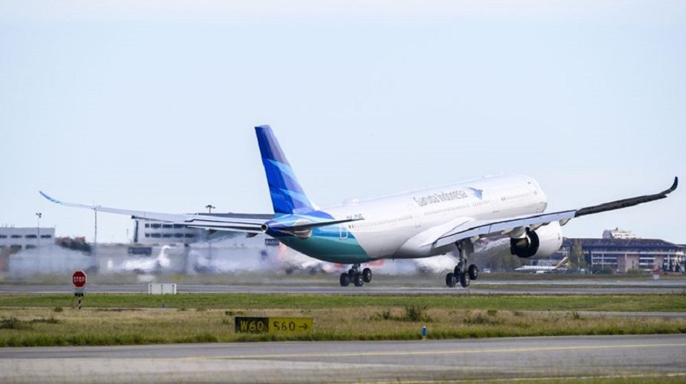 Pesawat Airbus Garuda Indonesia