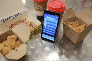 <p>Layanan mobile banking BCA. / Facebook @BankBCA</p>