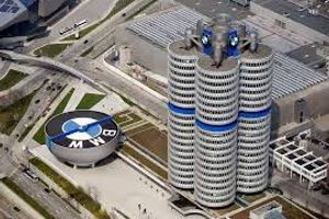 <p>Kantor pusat BMW di Munich/Facebook</p>
