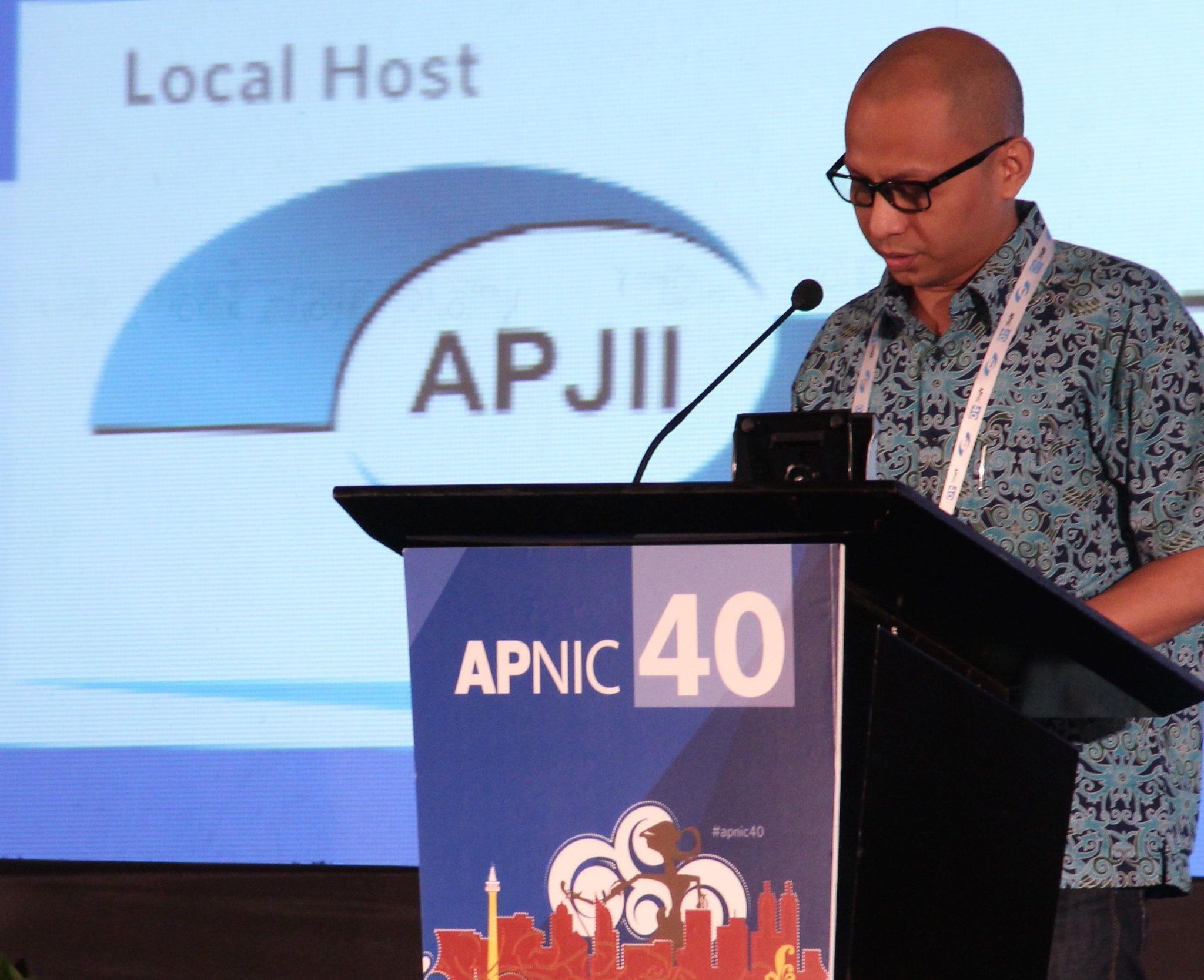 <p>Ketua Umum Asosiasi Penyelenggara Jasa Internet Indonesia (APJII) Jamalul Izza/ twitter @apnic</p>
