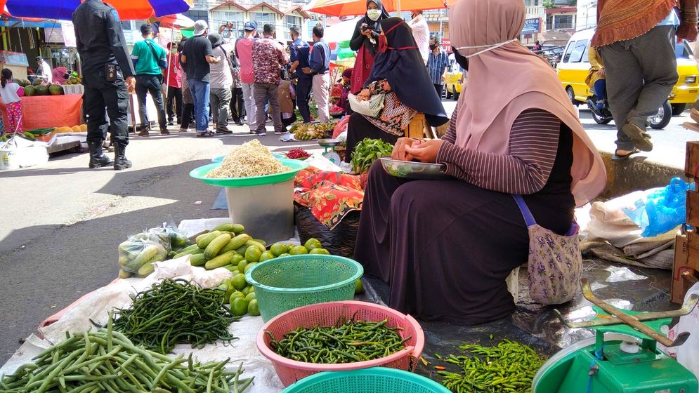 Pedagang kaki lima yang ada di pasar Bukittinggi. Foto: M Hendra/KabarMinang.id