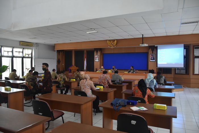 Suasana penermaan kunker dari Pemkab Pekalongan dengan menerakan kebiasaan baru