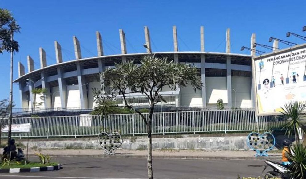 Stadion Gelora Joko Samudro yang akan menjadi penampungan pasien covid-19
