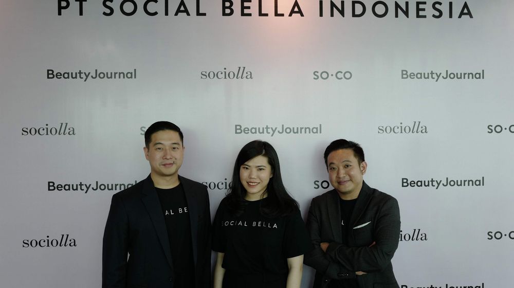 <p>Co-Founder Social Bella Indonesia – John Rasjid, Chrisanti Indiana, dan Christopher Madiam/ Social Bella</p>
