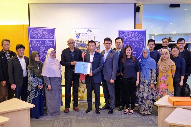 <p>Huawei ICT Academy Strategic Partnership with University Malaya/ huawei.com</p>
