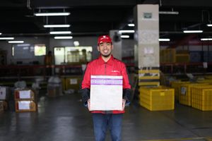 <p>Layanan Onepack Lion Parcel/ Lion Parcel</p>
