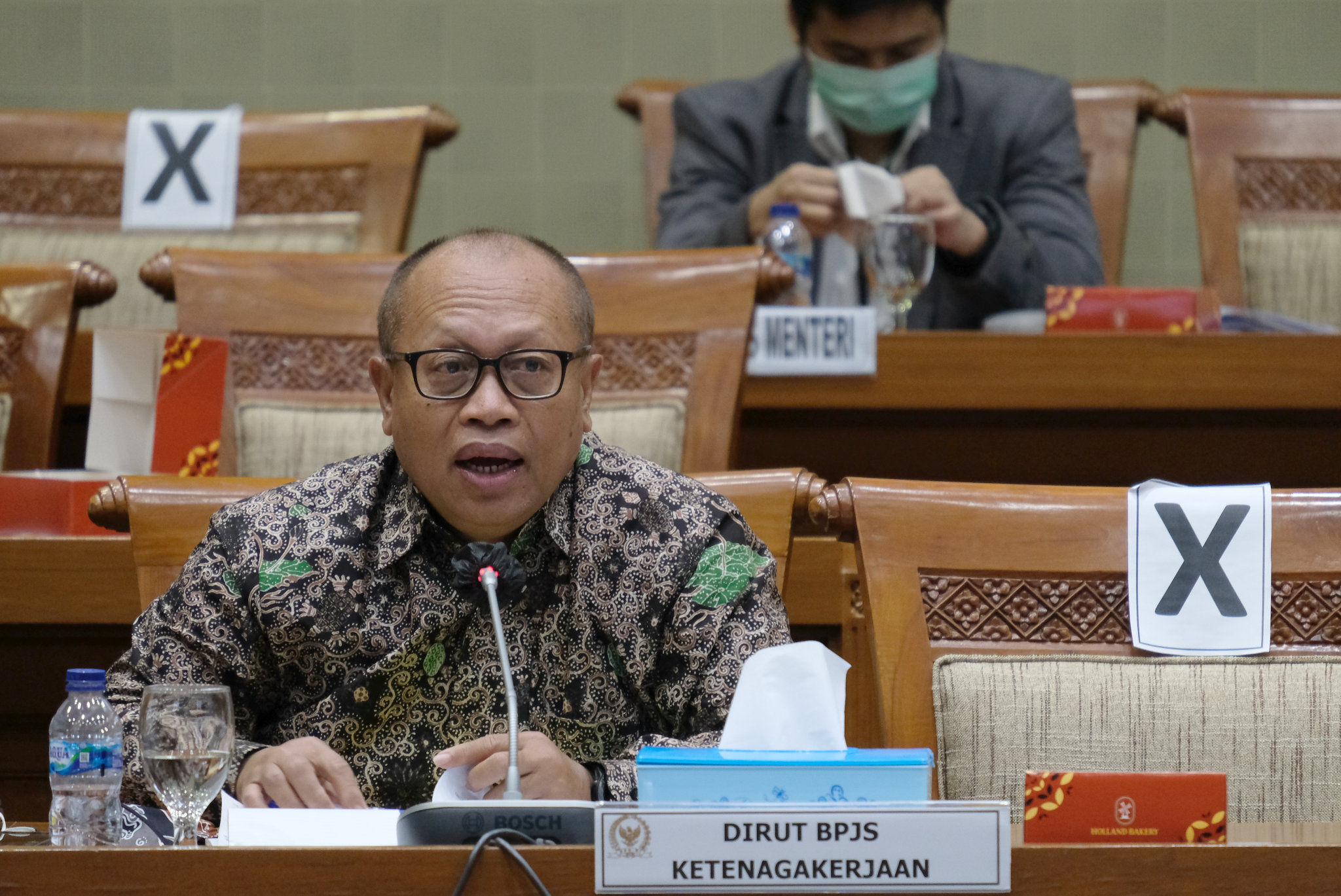 <p>Direktur Utama BPJS Ketenagakerjaan (BPJAMSOSTEK) Agus Susanto menyampaikan paparan pada rapat kerja dengan Komisi IX DPR di Kompleks Parlemen, Senayan, Jakarta, Rabu, 8 Juli 2020. Foto: Ismail Pohan/TrenAsia</p>
