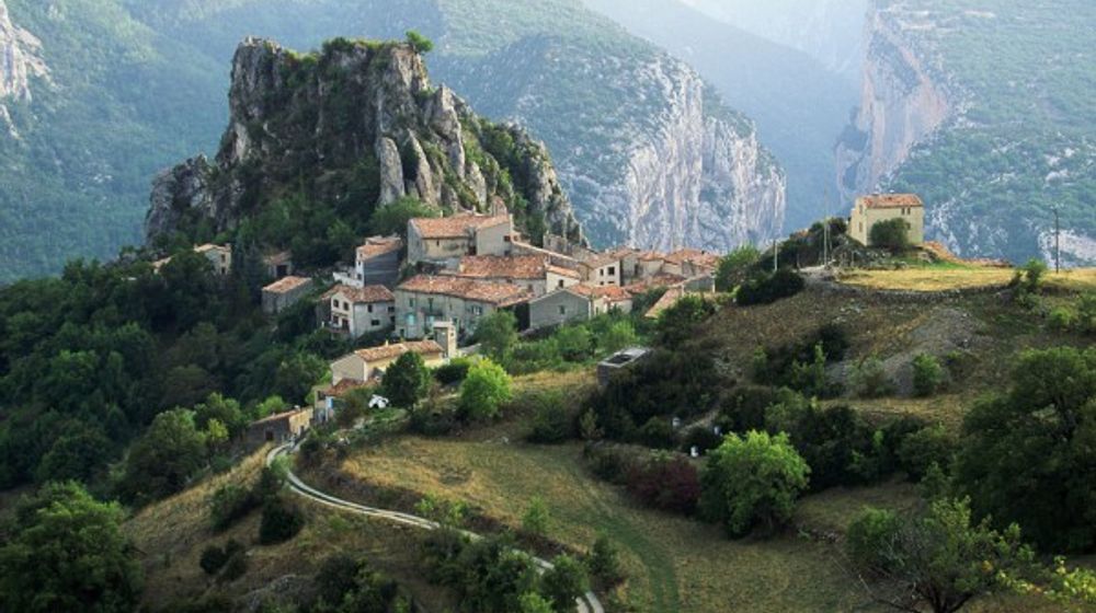 Surga-Surga di Sudut Terpencil Bumi