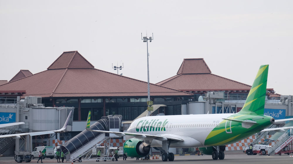 <p>Maskapai penerbangan komersil Citilink tampak terparkir di Bandara Soekarno Hatta, Tangerang, Banten, Jum’at, 3 Juni 2020. Foto: Ismail Pohan/TrenAsia</p>
