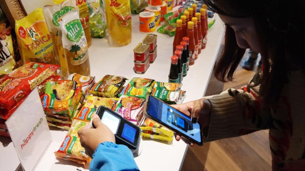 Transaksi Menggunakan Metode Pembayaran Dompet Digital DANA