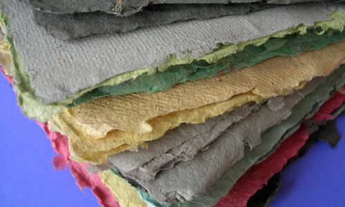 <p>Kertas Daur Ulang/ Sumber: bisnisukm.com</p>
