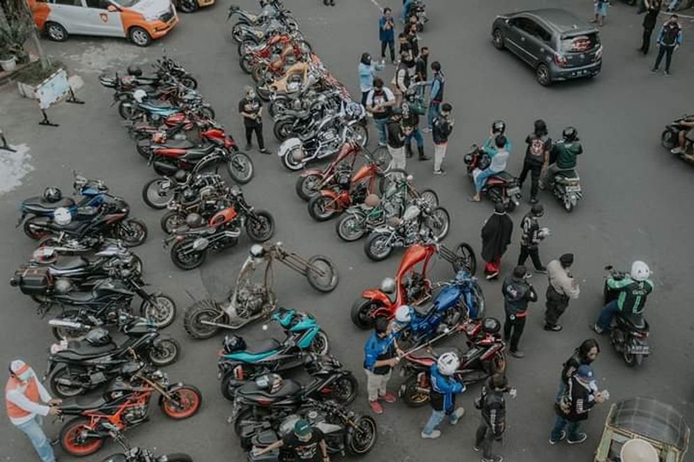 Sejumlah komunitas anak motor yang tergabung dalam Bold Riders tengah berkumpul dalam sebuah acara beberapa waktu lalu