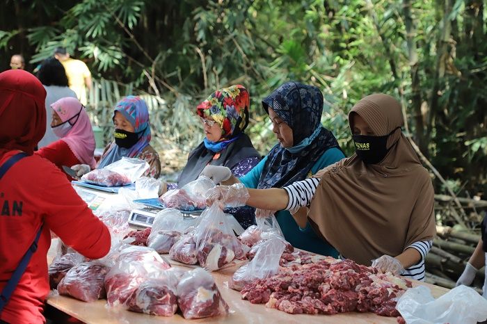 Daging kurban siap didistribusikan