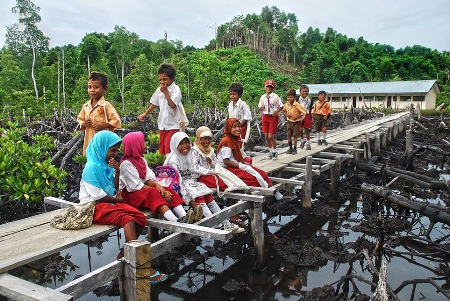 Siswa-siswa SD