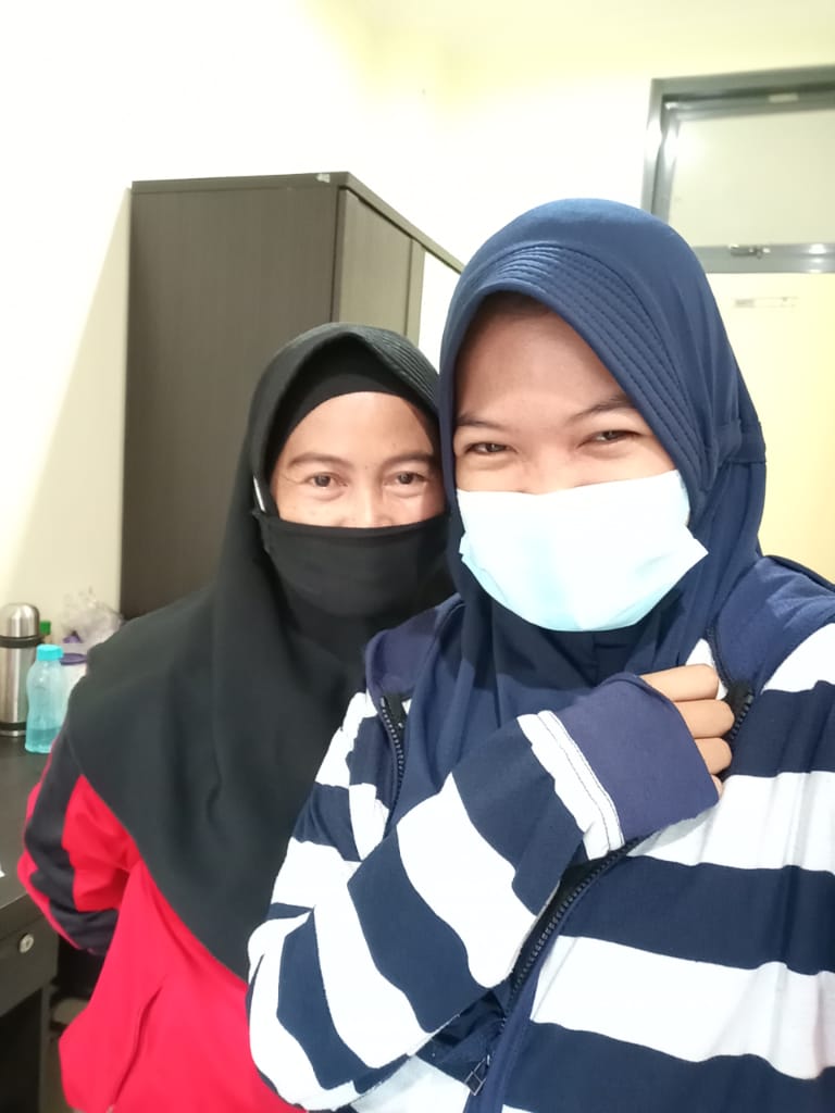 Lulu bersama sang ibunda