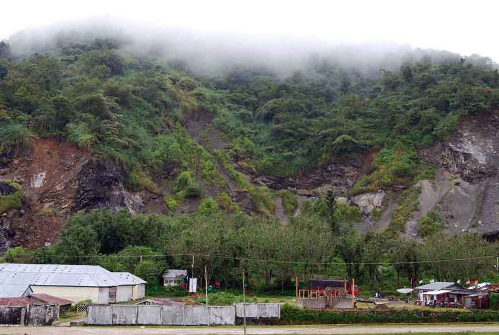 Bukit Tui yang berada di Kota Padang Panjang.Foto: sumbar.travel