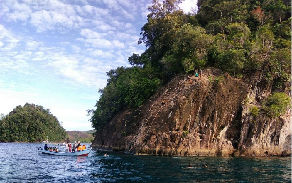 Kawasan wisata Mandeh Pesisir Selatan/Foto: ist