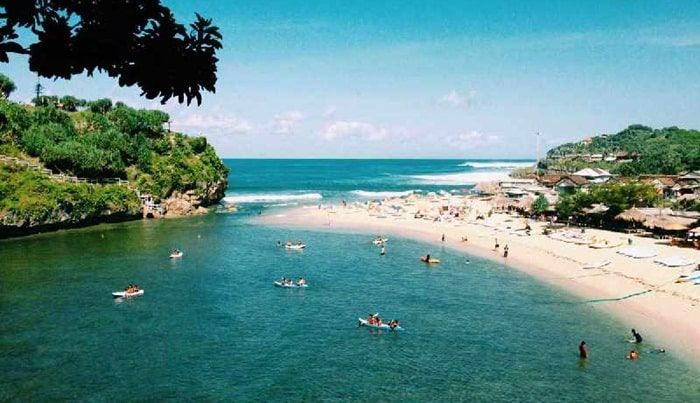 Ilustrasi Pantai Drini