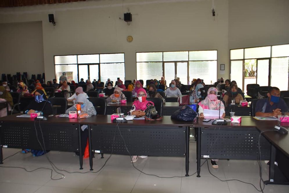 Peserta  Penyuluhan Sertifikasi Pangan-Industri Rumah Tangga (P-IRT), di aula Bagindo Aziz Chan, Balai Kota, Aie Pacah/Foto: Humas Padang