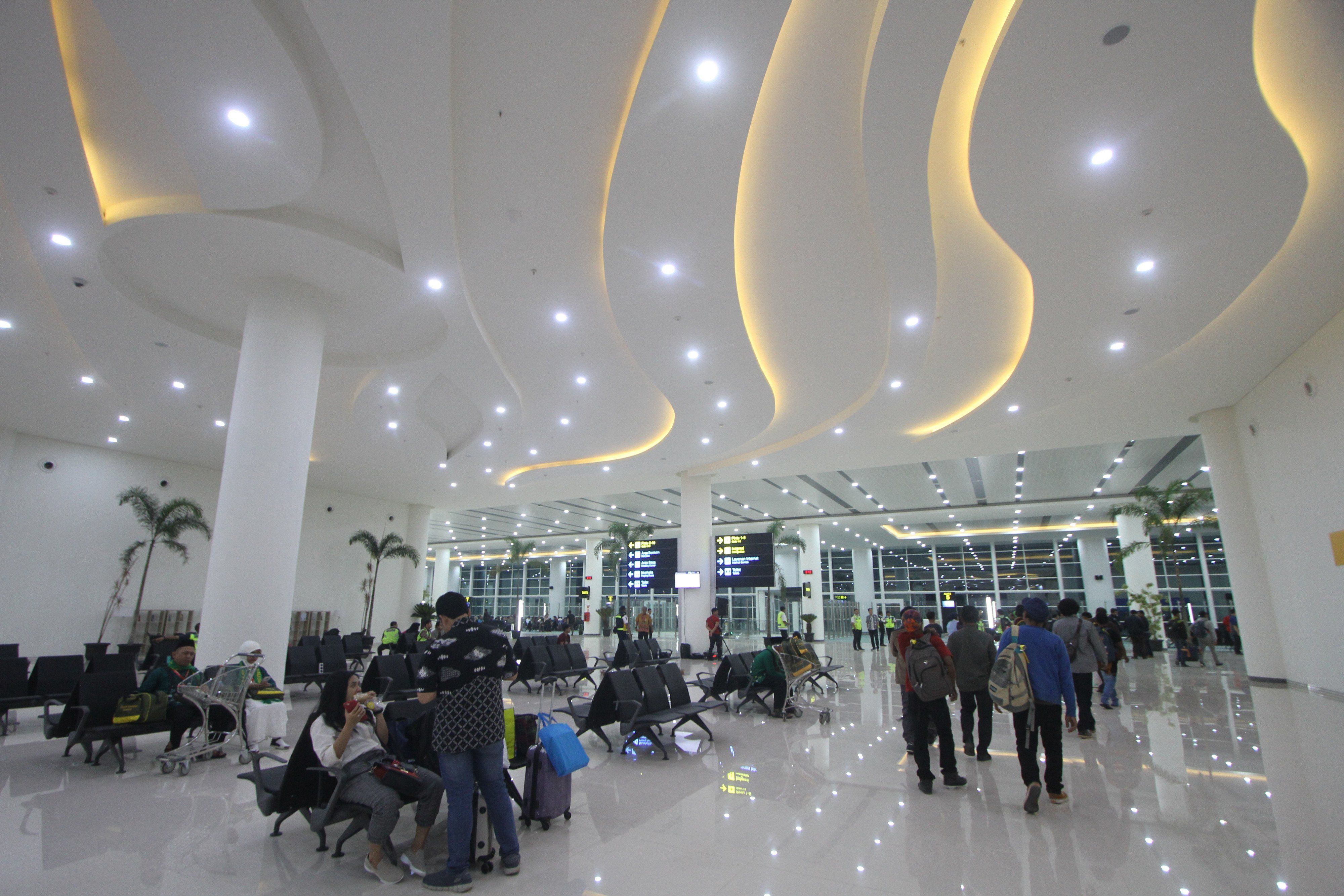Bandara Syamsuddin Noor