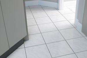 <p>Ubin keramik/ Sumber: jogjamarmergranit.com</p>
