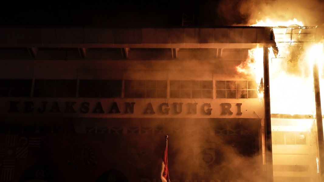 <p>Gedung Kejaksaan Agung (Kejagung) terbakar. / Istimewa</p>
