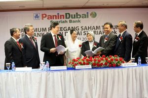 <p>Manajemen PT Bank Panin Dubai Syariah Tbk. / Facebook @panindubaisyariahbank</p>
