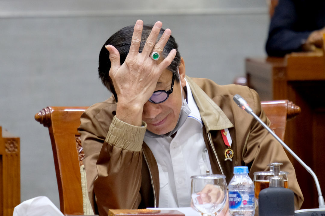 <p>Menteri Hukum dan Hak Asasi Manusia (Menkumham), Yasonna Laoly pada Rapat Kerja dengan Komisi III DPR RI, di komplek Parlemen Senayan, Selasa, 25 Agustus 2020. Rapat Kerja membahas Rancangan Undang-Undang tentang perubahan ketiga atas Undang-Undang No.24 tahun 2003 tentang mahkamah konstitusi. Foto: Ismail Pohan/TrenAsia</p>
