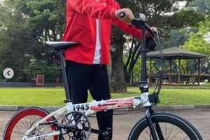 <p>Tangkapan layar Presiden Joko Widodo mengunggah foto sebuah sepeda Kreuz buatan Indonesia. / Instagram @Jokowi</p>