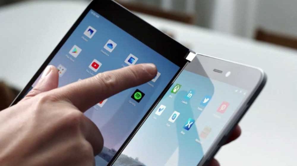 <p>Ponsel Surface Duo /Microsoft</p>
