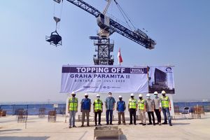 <p>Penutupan Atap (Topping off) proyek Graha Paramita II Project, Bintaro dari emiten konstruksi PT Total Bangun Persada Tbk (TOTL) / Totalbp.com </p>
