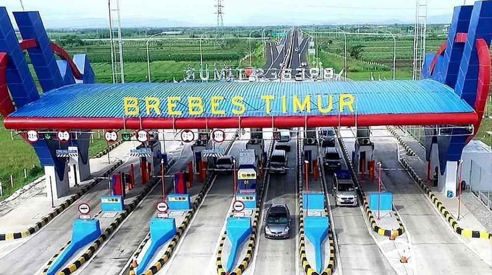 Proyek exit tol Brebes Timur yang dibangun oleh PT Waskita Karya Toll Road, anak usaha PT Waskita Karya (Persero) Tbk (WSKT) / Facebook Waskita Karya