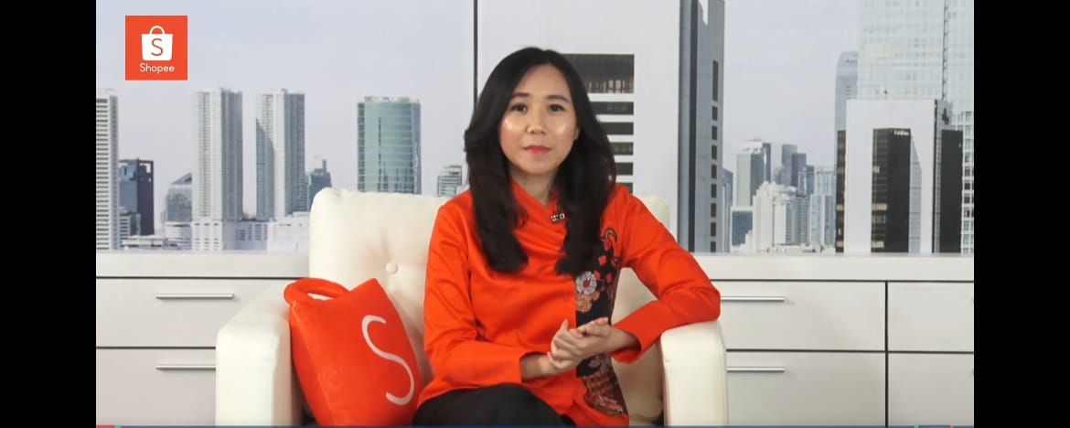<p>Director of Shopee Indonesia, Christin Djuarto dalam konferensi virtual</p>
