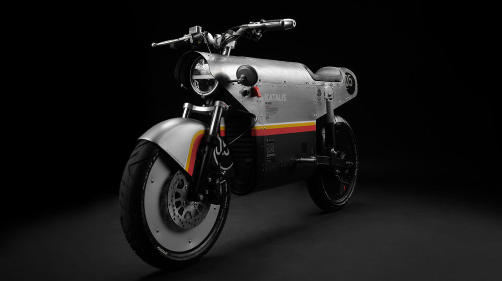 <p>Sumber: Blackexperience.com</p>
