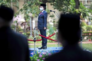 <p>Menkominfo saat menjadi Inspektur Upacara Harkitnas beberapa waktu lalu. (Foto: Kemenkominfo)</p>
