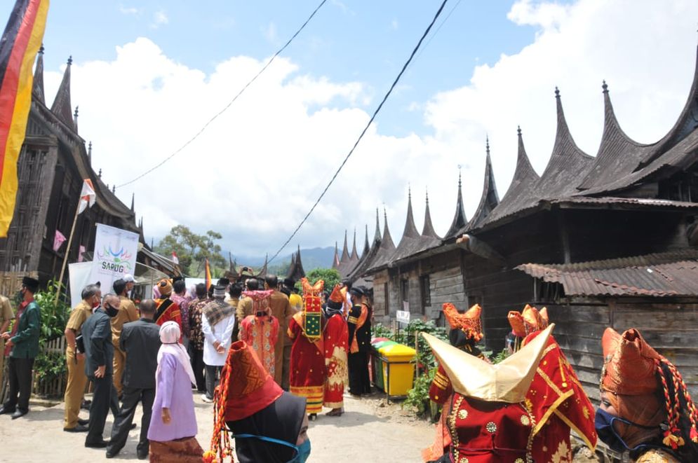 Ilustrasi kegiatan masyarakat di kawasan wisata Sarugo Kabupaten Limapuluh Kota/Foto: Humas Pemprov Sumbar