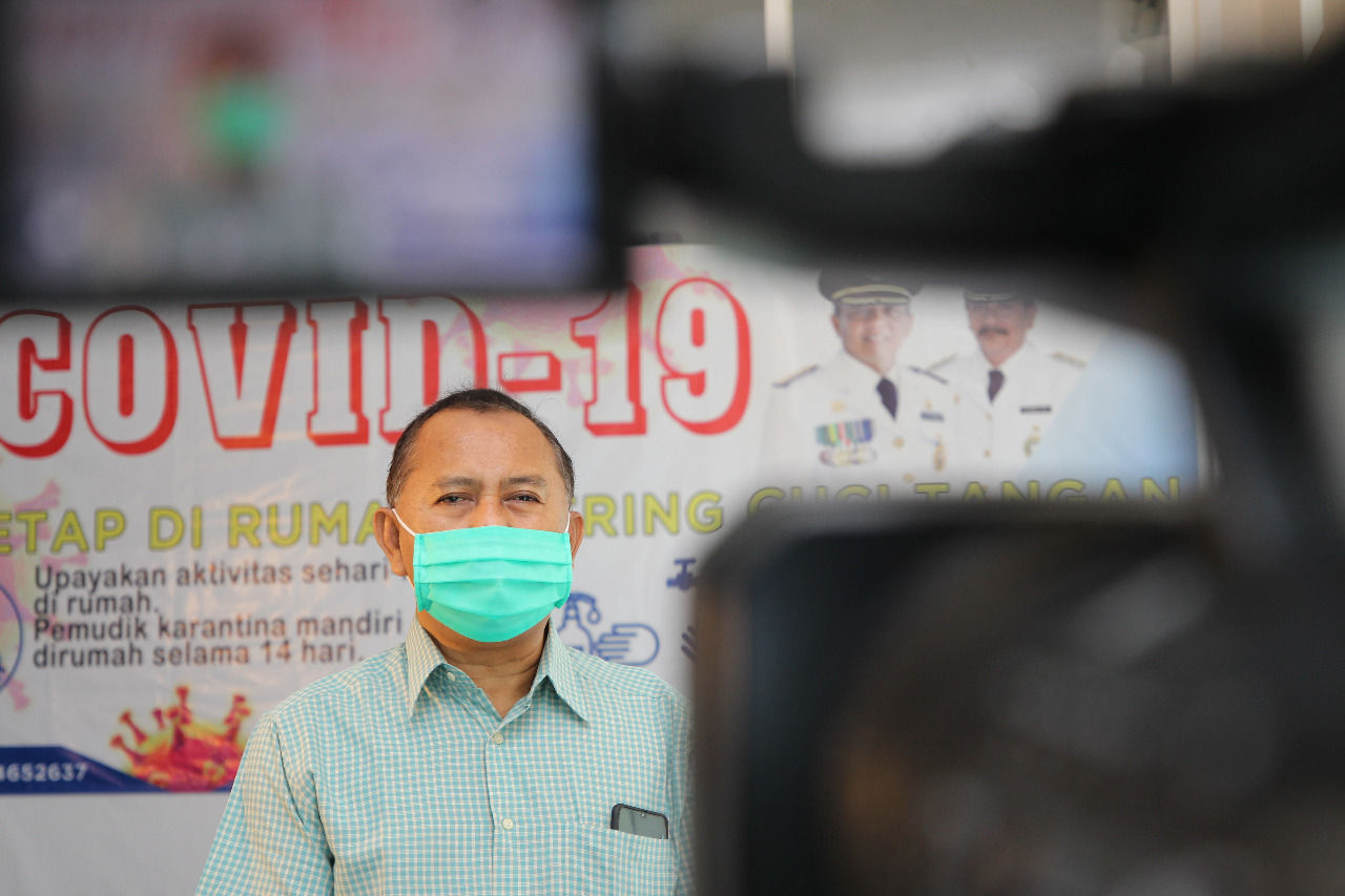 Rahmat Dwiyanto, Juru Bicara Percepatan Penanganan COVID-19 Pacitan, umumkan penambahan positif COVID 6 orang