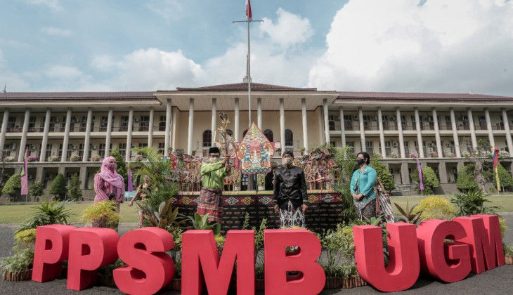 Presiden Jokowi saat memberikan orasi kebangsaan kepada mahasiswa baru UGM