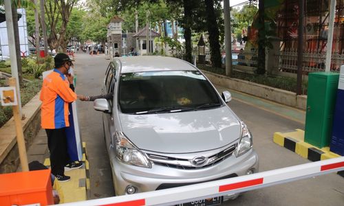 Pembayaran parkir non tunai di RS Dr Kariadi Semarang