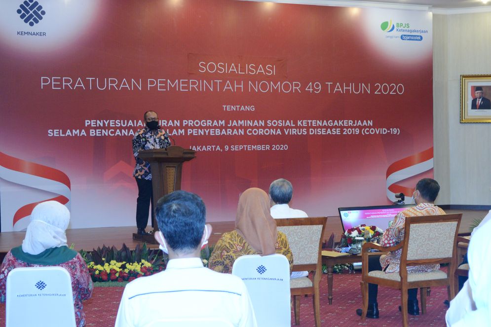 Direktur Utama BPJamsostek Agus Susanto saat menyosialisasikan PP No 49/2020 kepada para pemberi kerja di Jakarta, Rabu (9/9/2020).