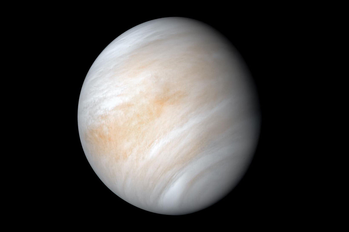Planet Venus tahun 1974, ketika awan menyelimuti planet tersebut.